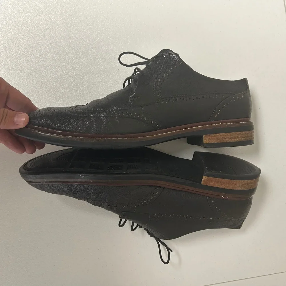 Cole Haan Wingtip Oxford Mens 11M Black Pebbled Leather Brogue C24112